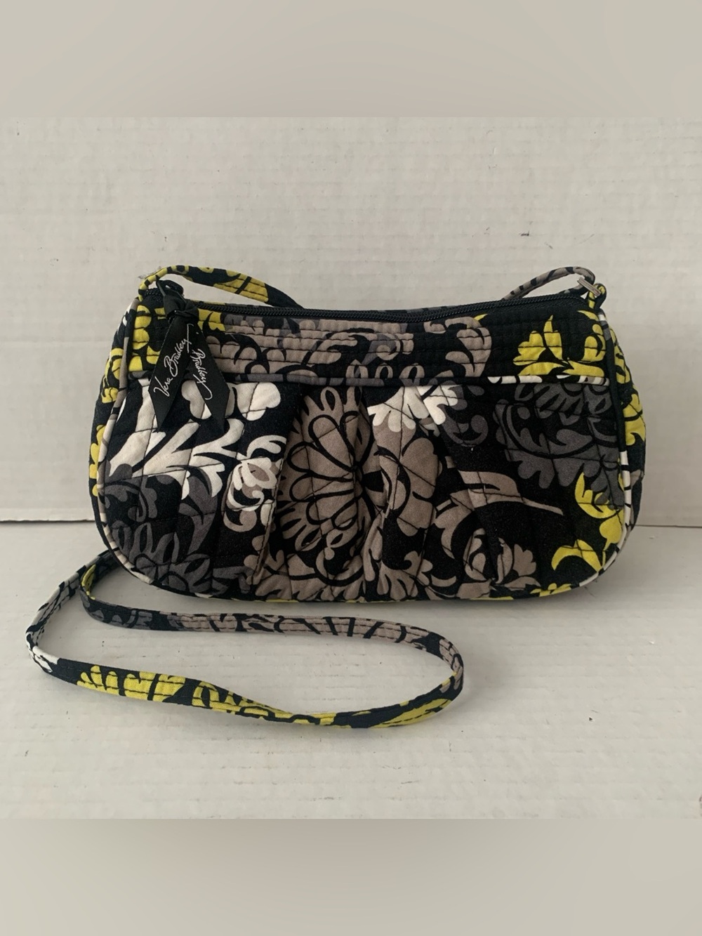 Vera Bradley Quilted Crossbody bag Baroque pattern Adjustable Strap zipper logo
